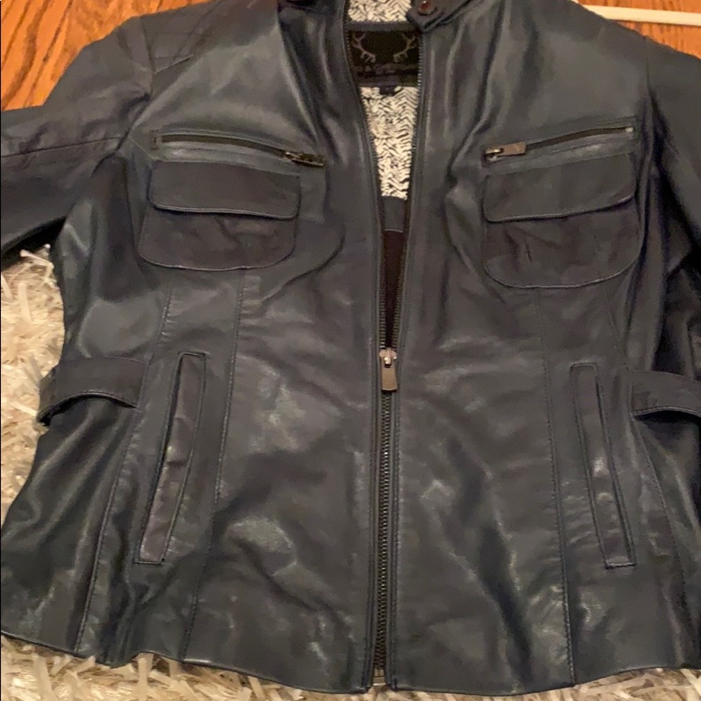 Leather jacket - Picture 5 of 6
